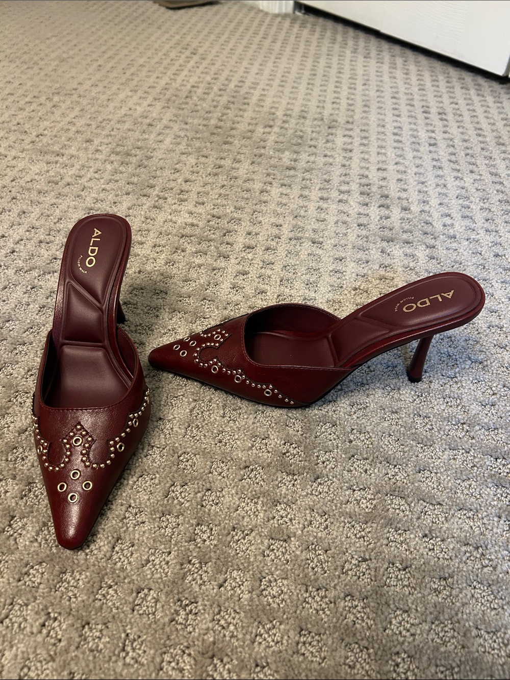 Aldo Women's Wine Red Pointed Studded Mule - Picture 2 of 4